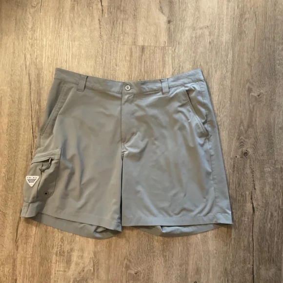 Columbia PFG Performance Fishing Gear Men’s Shorts Size 38 Gray - Picture 8 of 10